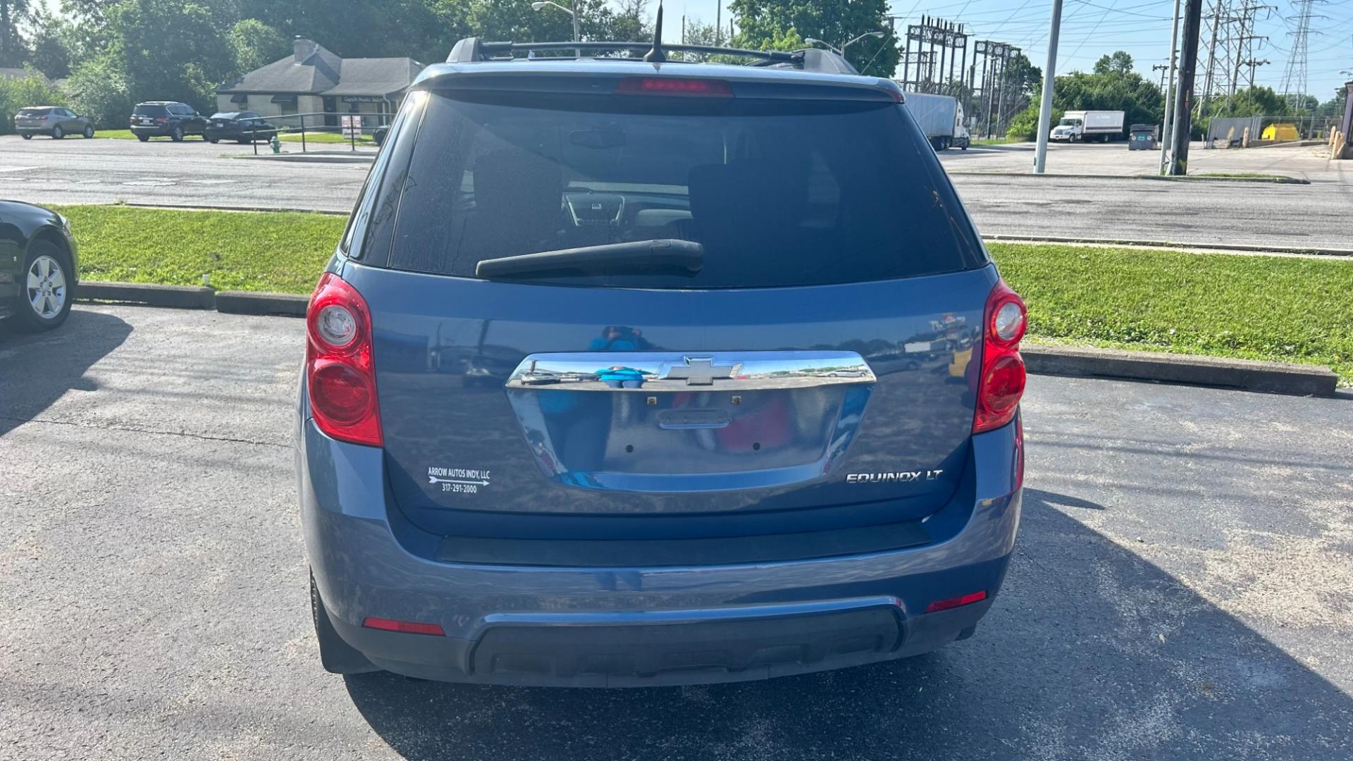 2011 BLUE /GRAY Chevrolet Equinox LT (2CNALDEC6B6) with an 2.4L L4 DOHC 16V engine, 6-Speed Automatic transmission, located at 2710A Westlane Rd., Indianapolis, IN, 46268, (317) 291-2000, 39.885670, -86.208160 - Photo#7